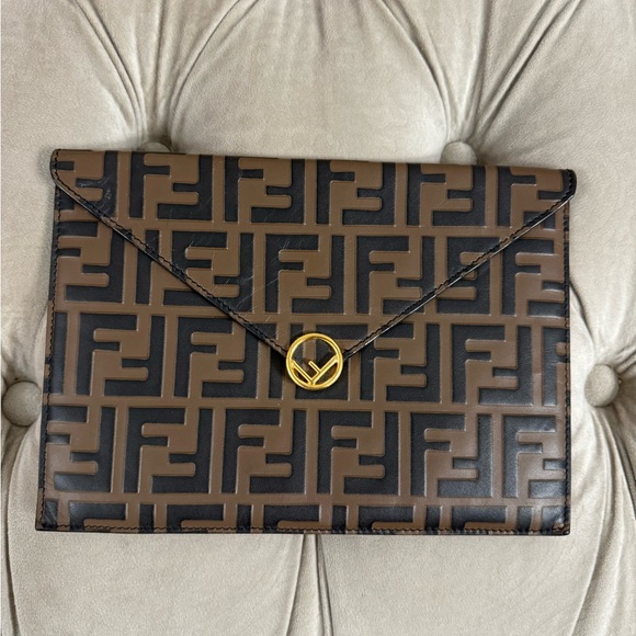Fendi Diamond Flat Leather Bag - Picture 1 of 8